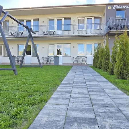 ホームステイ Albatros *